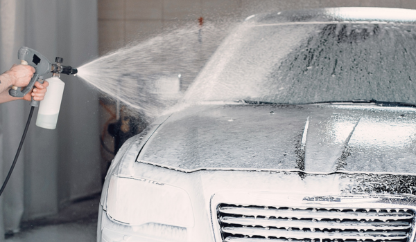 Snowfoam Application 1
